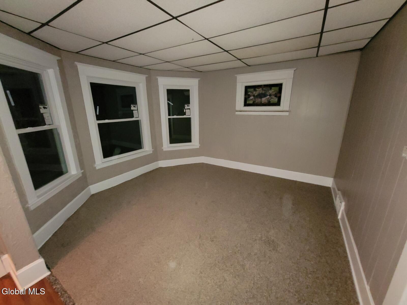 1009 Forest Road Schenectady NY 12303