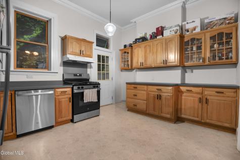 282 Lark Street Albany NY 12210