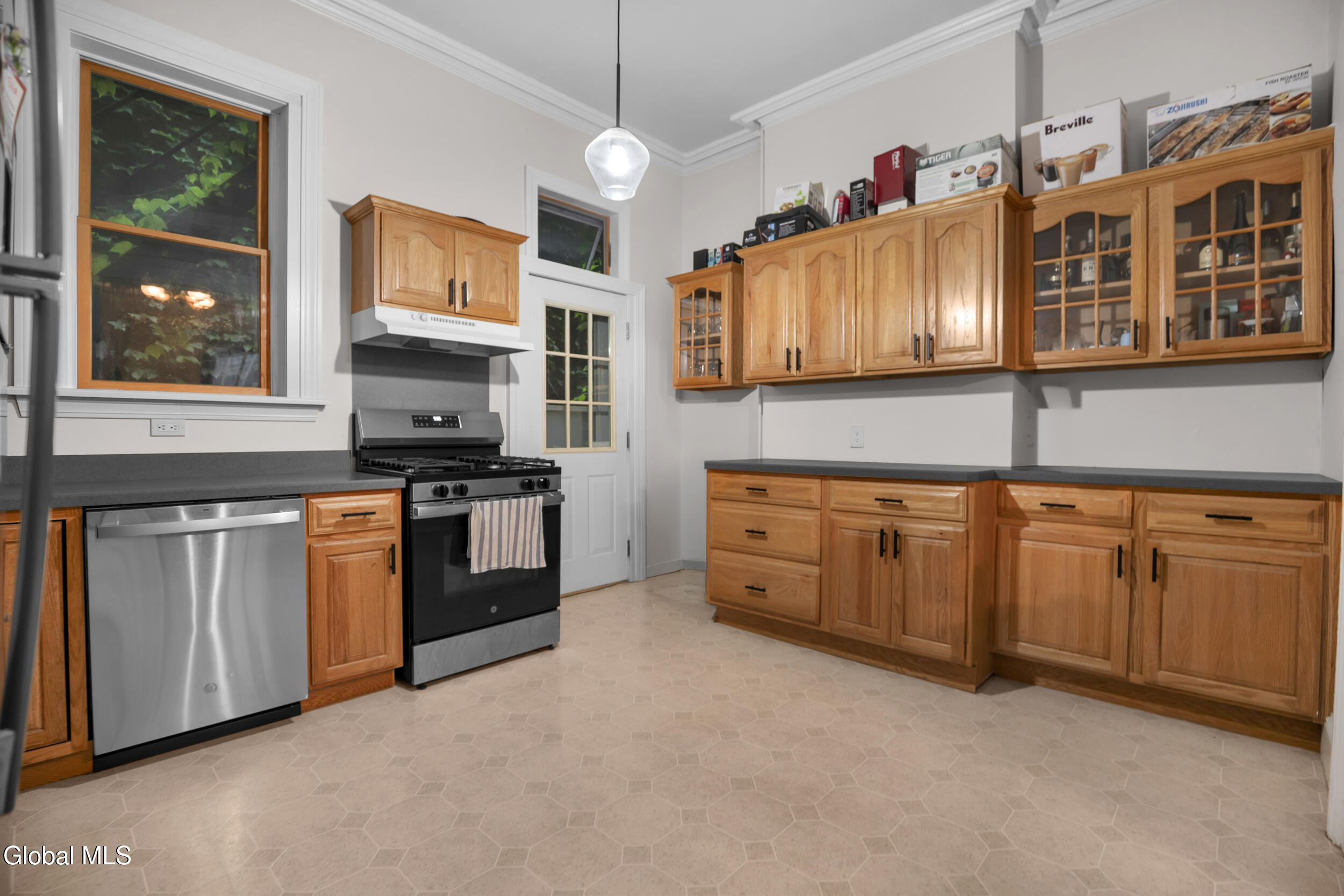 282 Lark Street Albany NY 12210