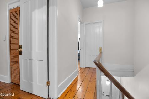 282 Lark Street Albany NY 12210