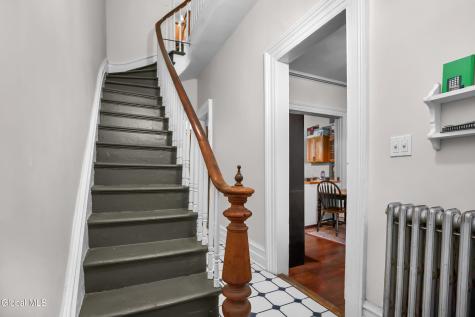 282 Lark Street Albany NY 12210