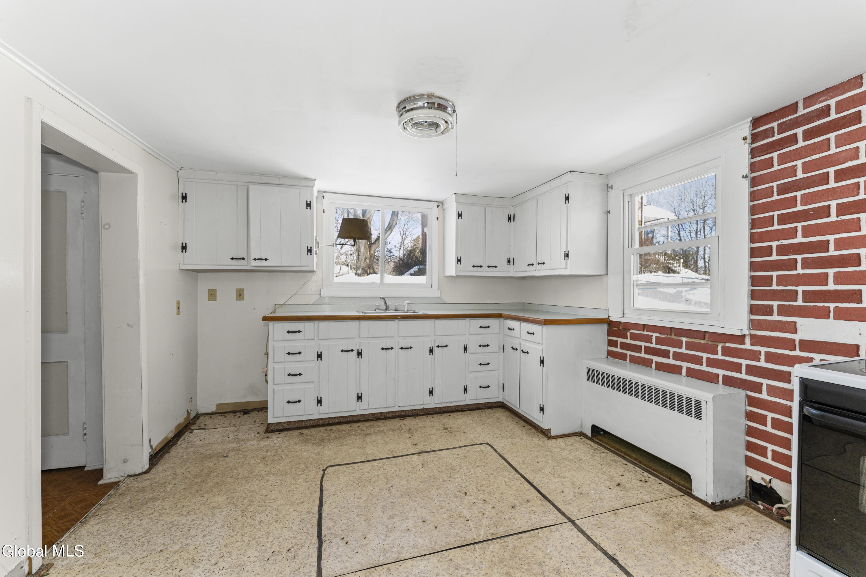 115 N Washington Street Athens NY 12015