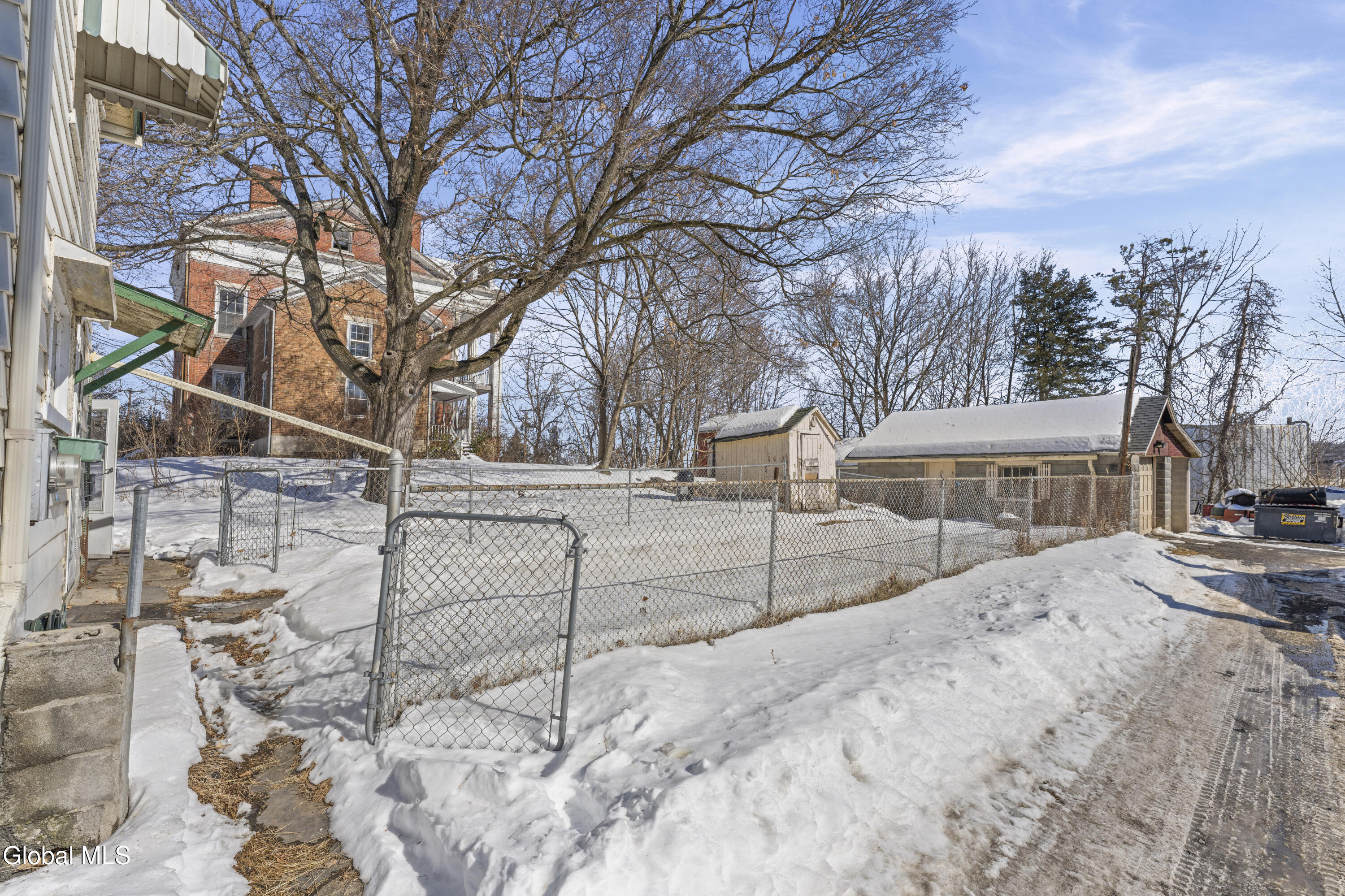 115 N Washington Street Athens NY 12015