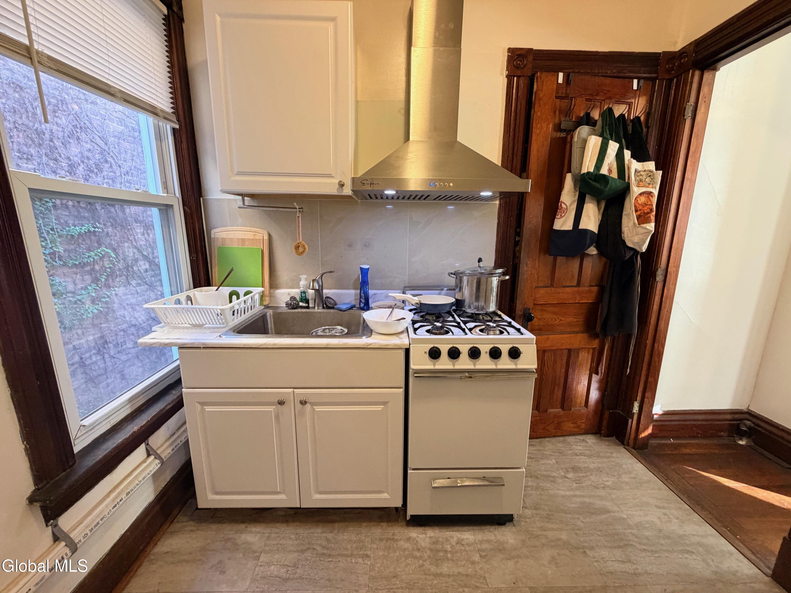 2244 15th Street Troy NY 12180