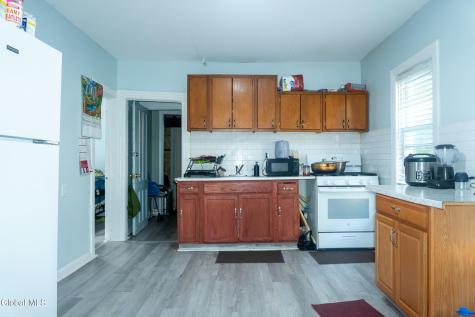 1206 4th Avenue Schenectady NY 12303