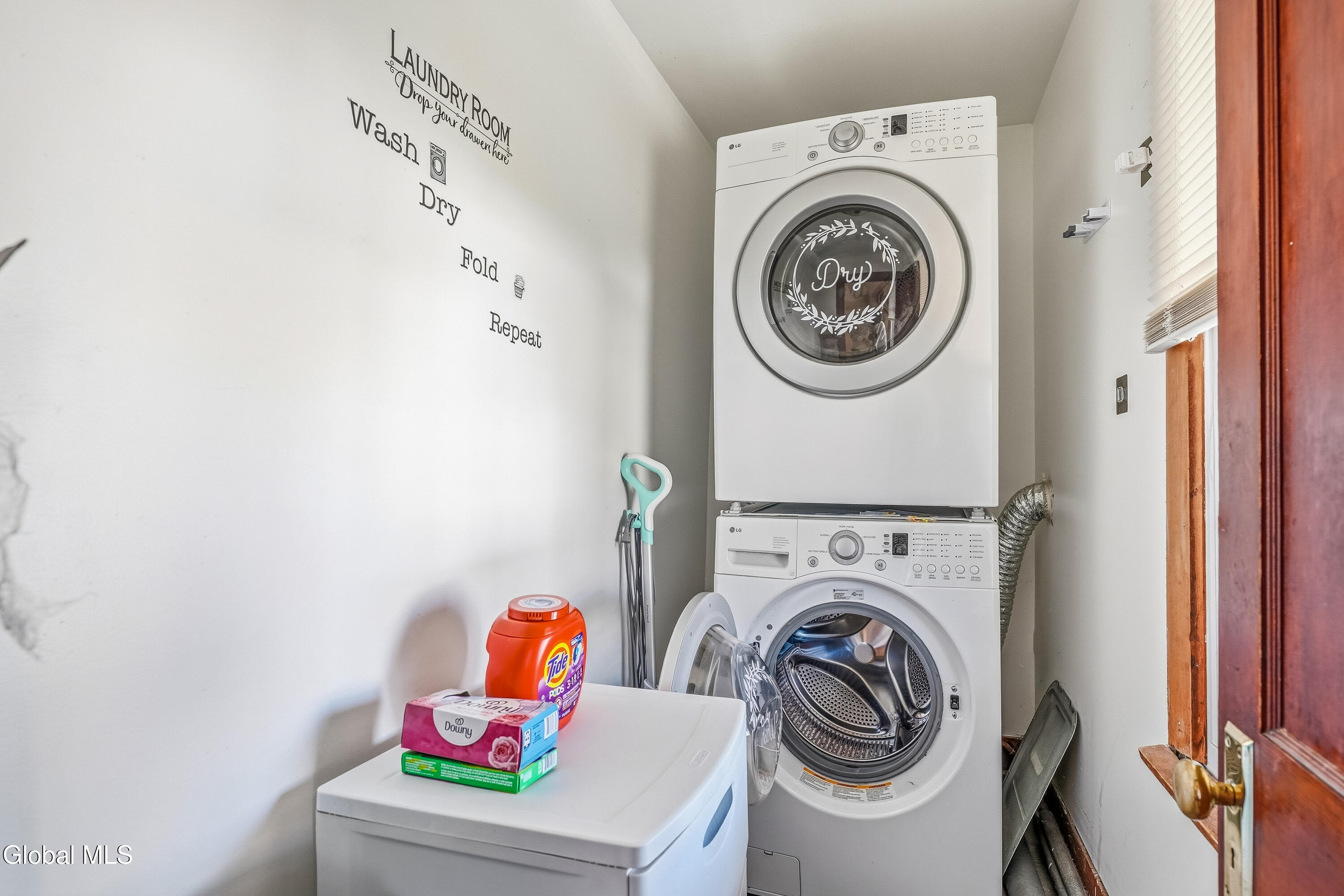 61 Clifton Street Waterford NY 12188