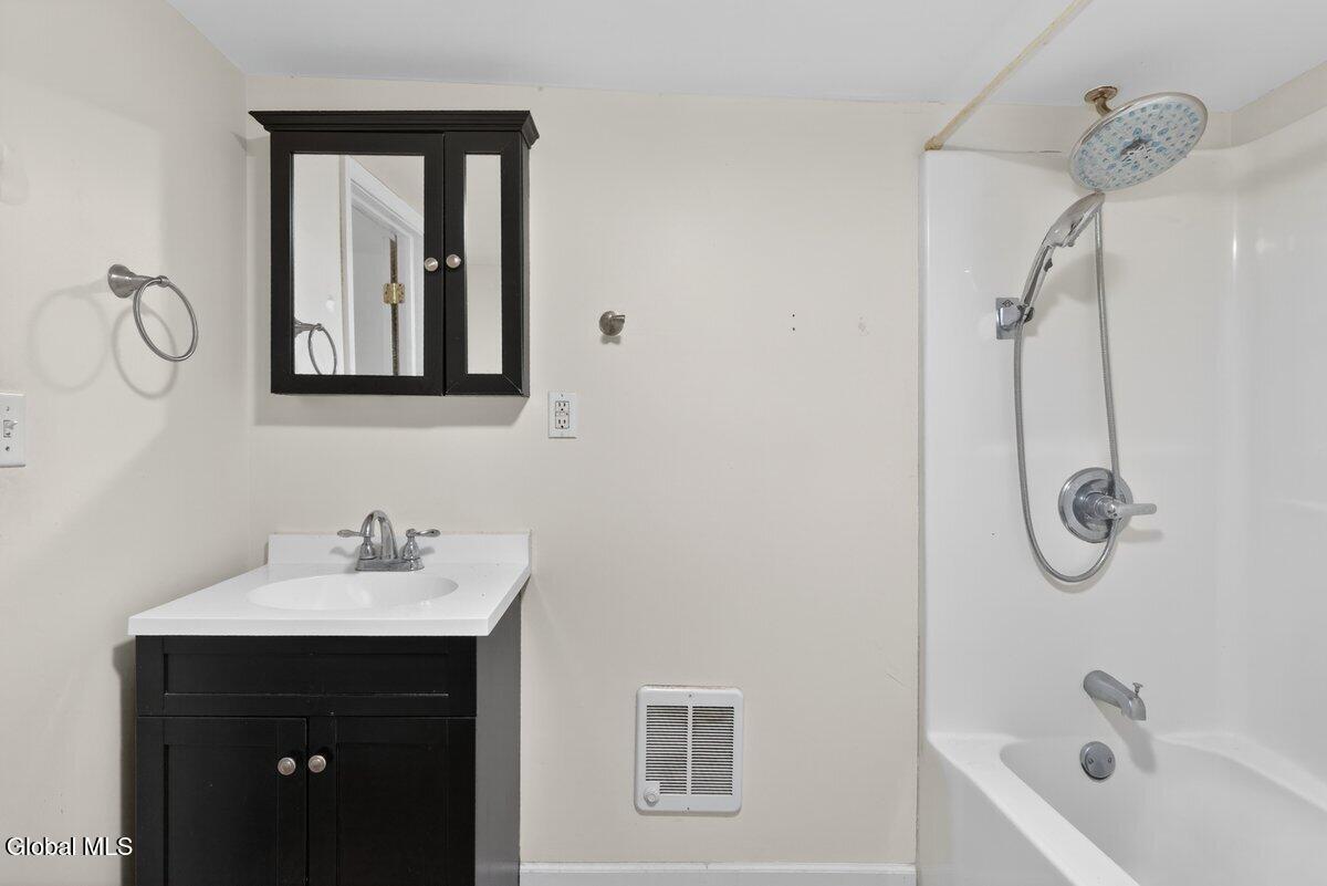 184-186 Broadway Fort Edward NY 12828