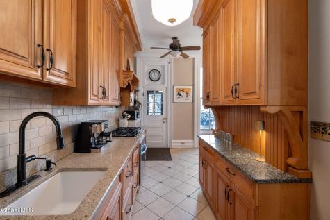 209 Lancaster Street Albany NY 12210