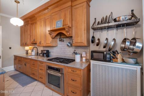 209 Lancaster Street Albany NY 12210