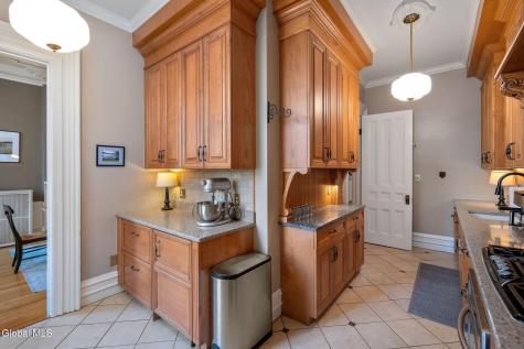 209 Lancaster Street Albany NY 12210