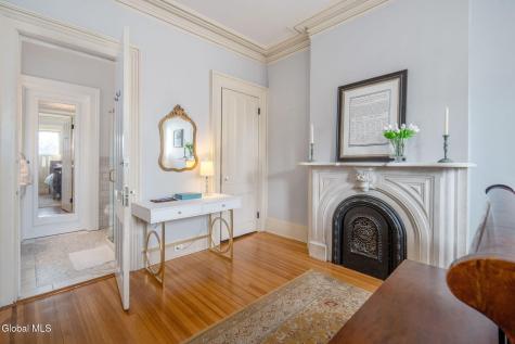 209 Lancaster Street Albany NY 12210