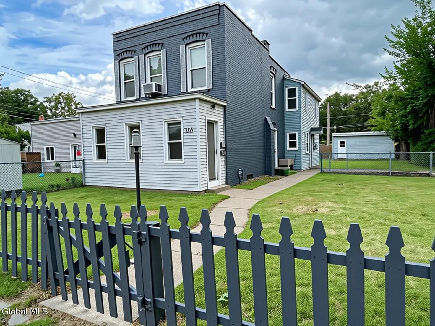 274 3rd Avenue Troy NY 12182