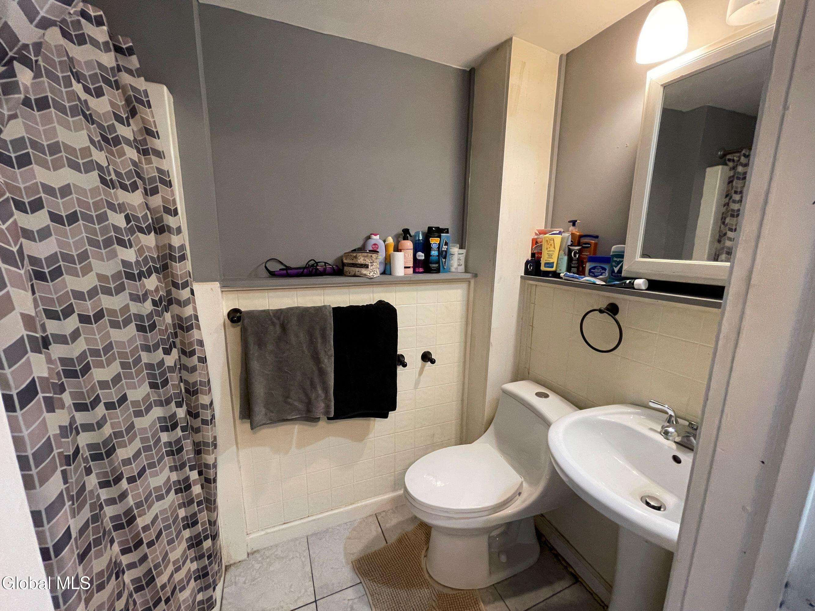 274 3rd Avenue Troy NY 12182
