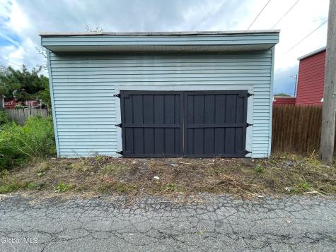274 3rd Avenue Troy NY 12182