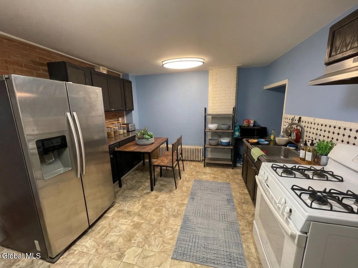 274 3rd Avenue Troy NY 12182