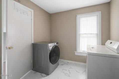 124 Mountainview Avenue Troy NY 12180