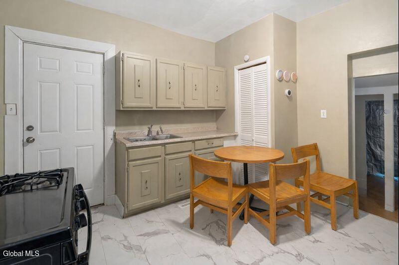 124 Mountainview Avenue Troy NY 12180