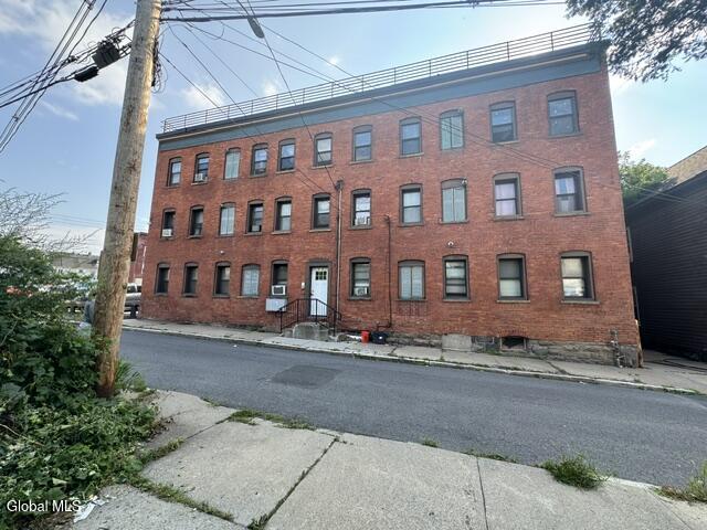 4 River Street Schenectady NY 12305