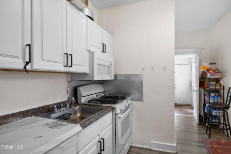 466 Ontario Street Albany NY 12208