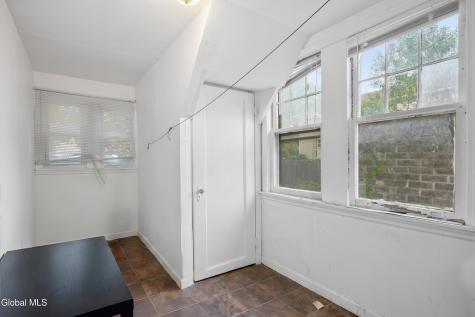 466 Ontario Street Albany NY 12208