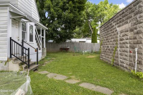 466 Ontario Street Albany NY 12208