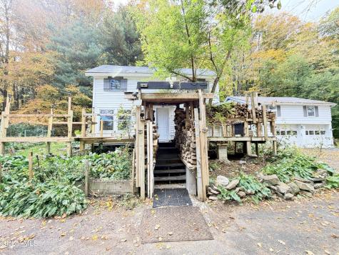 411 Gulf Hill Road Voorheesville NY 12186