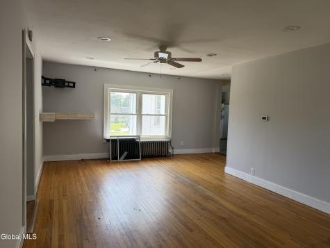 11 Hemstreet Avenue Mechanicville NY 12154