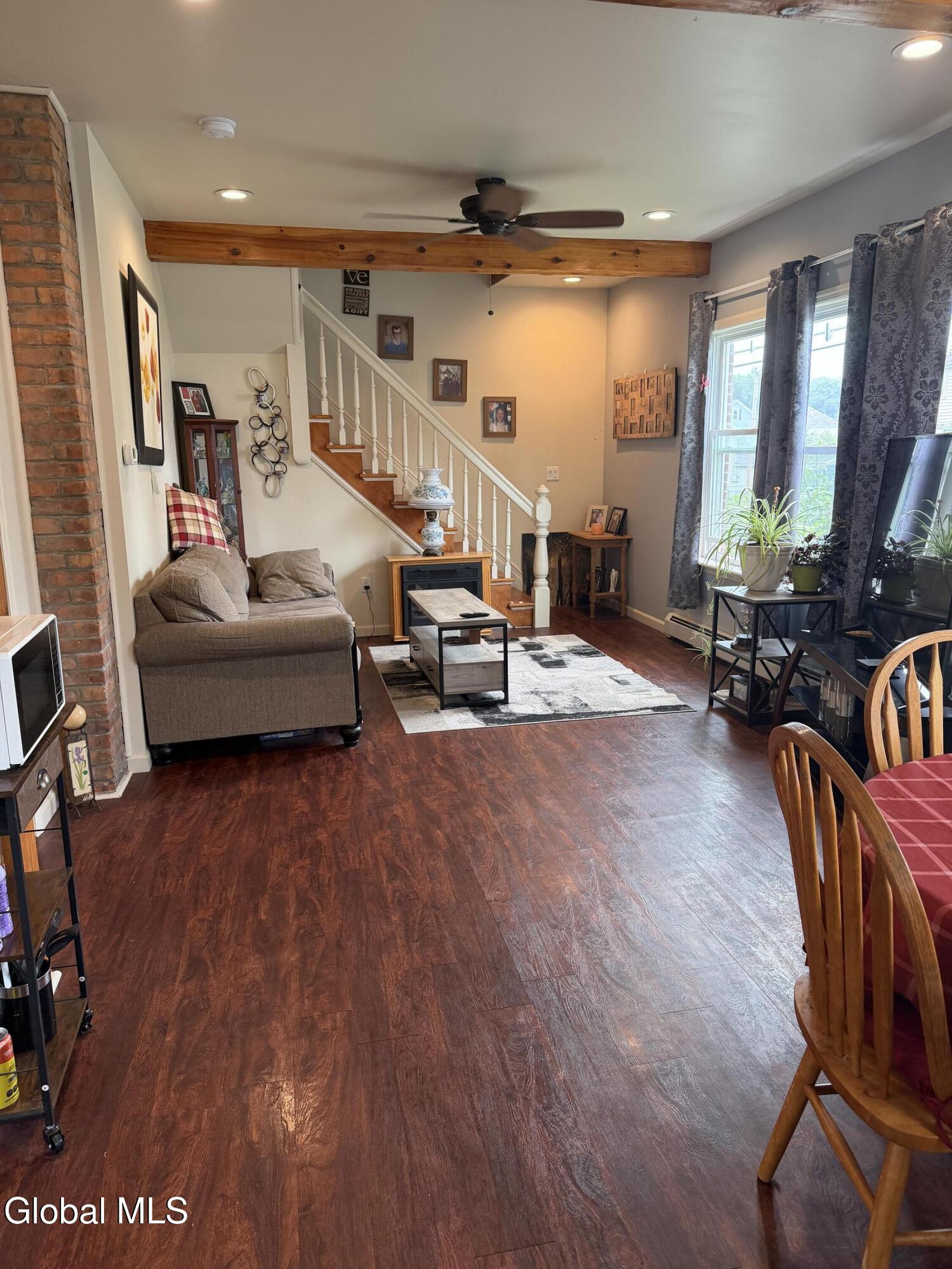 11 Hemstreet Avenue Mechanicville NY 12154