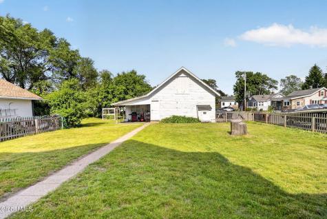 1374 Helderberg Avenue Rotterdam NY 12306