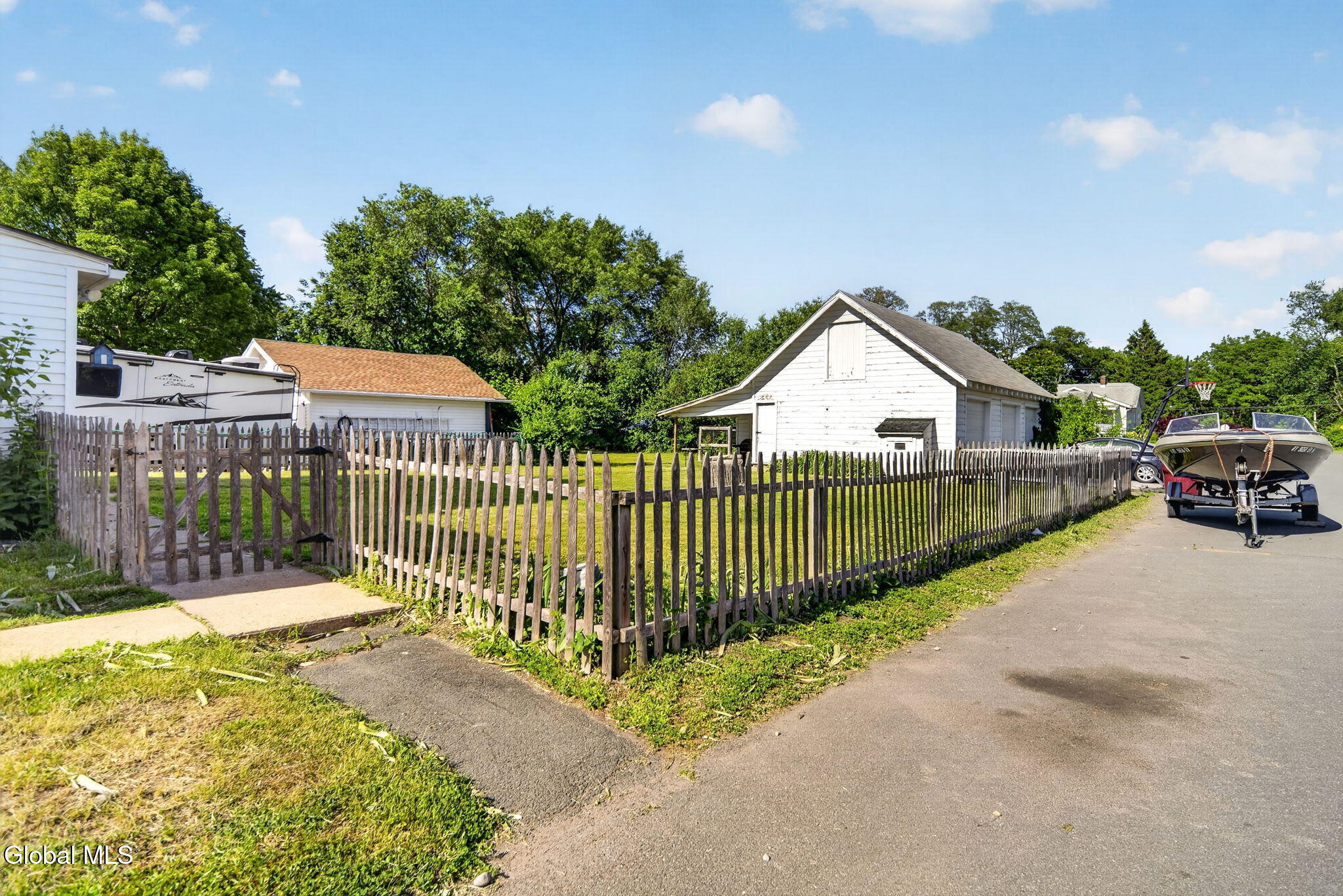 1374 Helderberg Avenue Rotterdam NY 12306