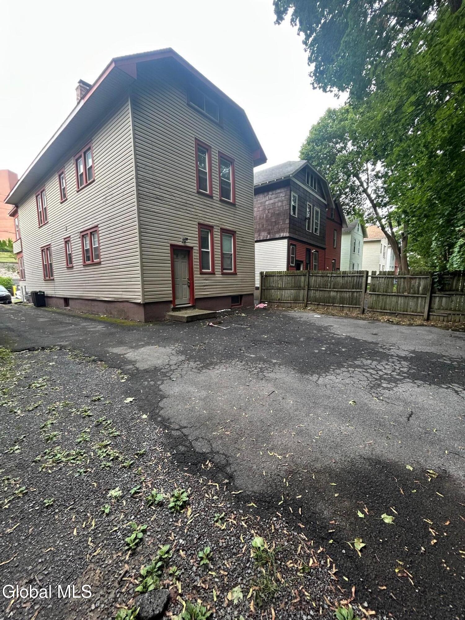 443 Myrtle Avenue Albany NY 12208