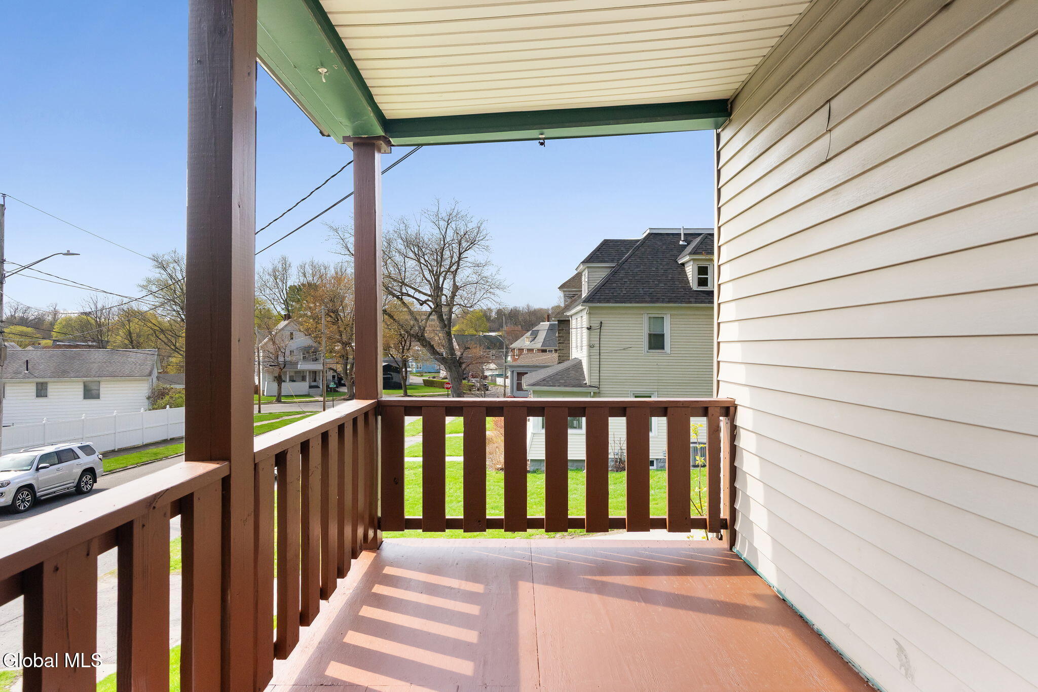 8 Mccleary Avenue Amsterdam NY 12010