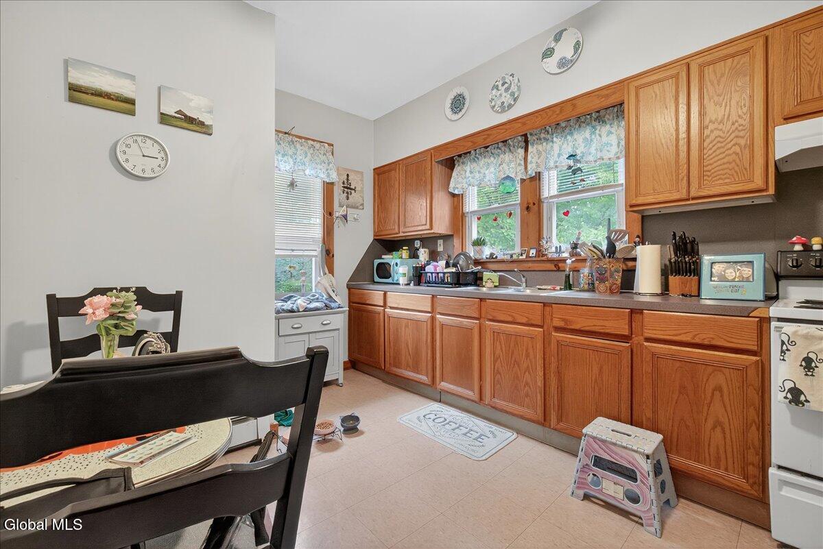 80 E Main Street Johnstown NY 12095