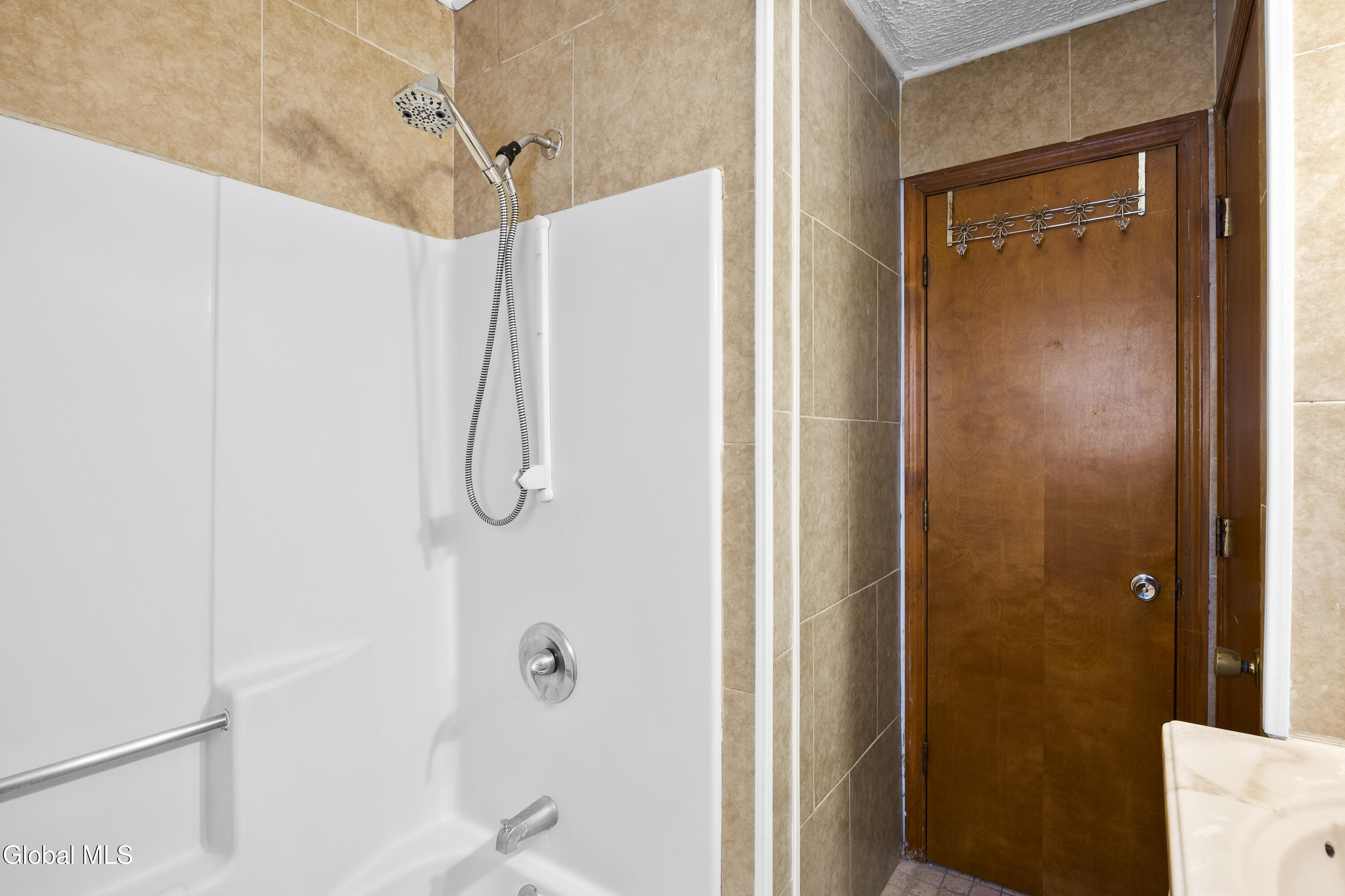 395 Second Avenue Albany NY 12209