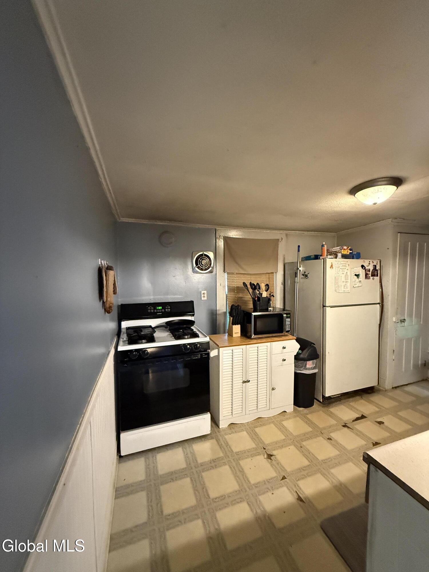103 Glebe Street Johnstown NY 12095
