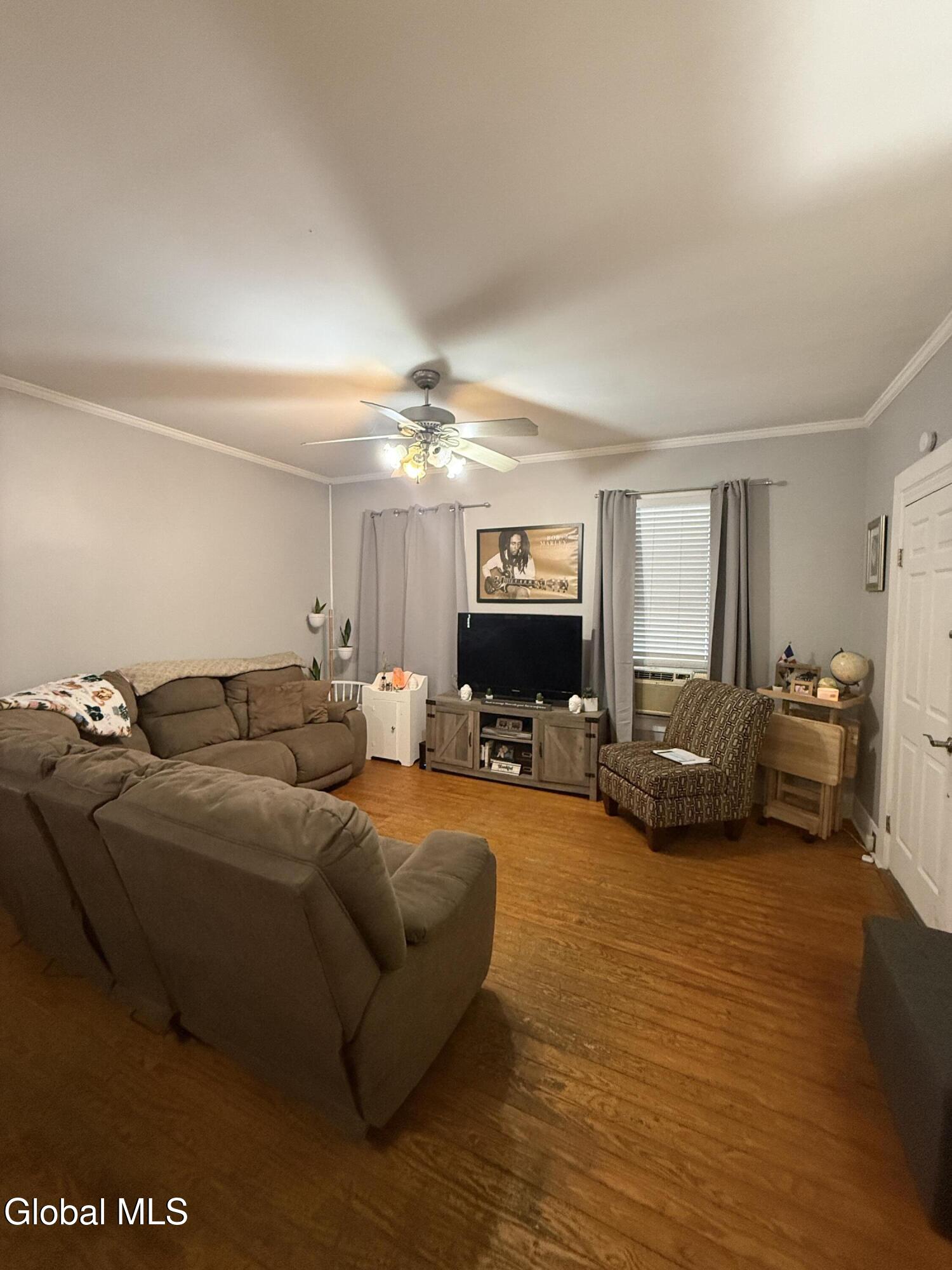 103 Glebe Street Johnstown NY 12095