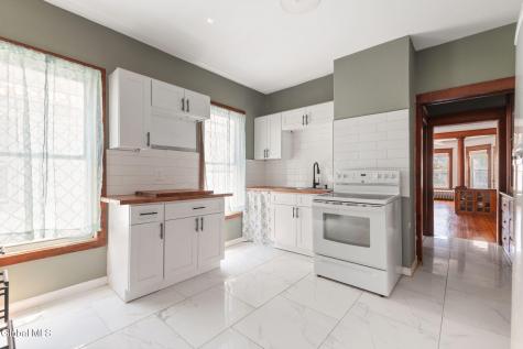 1065 Willett Street Schenectady NY 12303