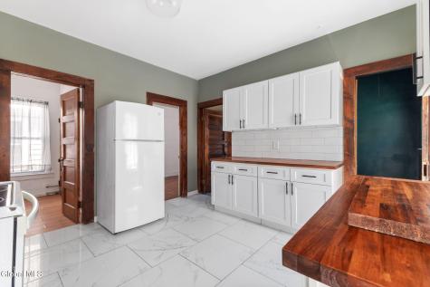 1065 Willett Street Schenectady NY 12303