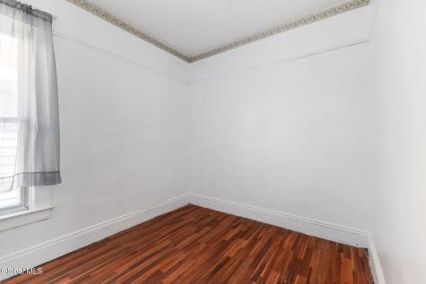 1065 Willett Street Schenectady NY 12303