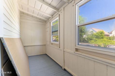 1065 Willett Street Schenectady NY 12303