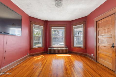 1065 Willett Street Schenectady NY 12303
