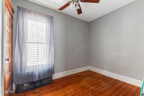 1065 Willett Street Schenectady NY 12303
