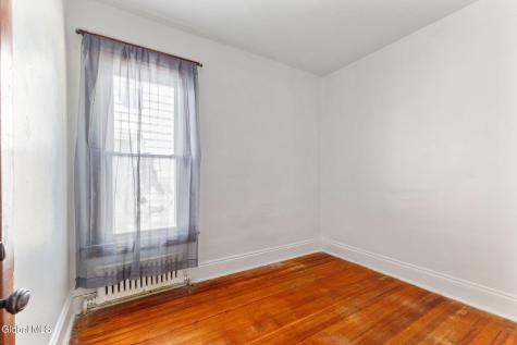 1065 Willett Street Schenectady NY 12303