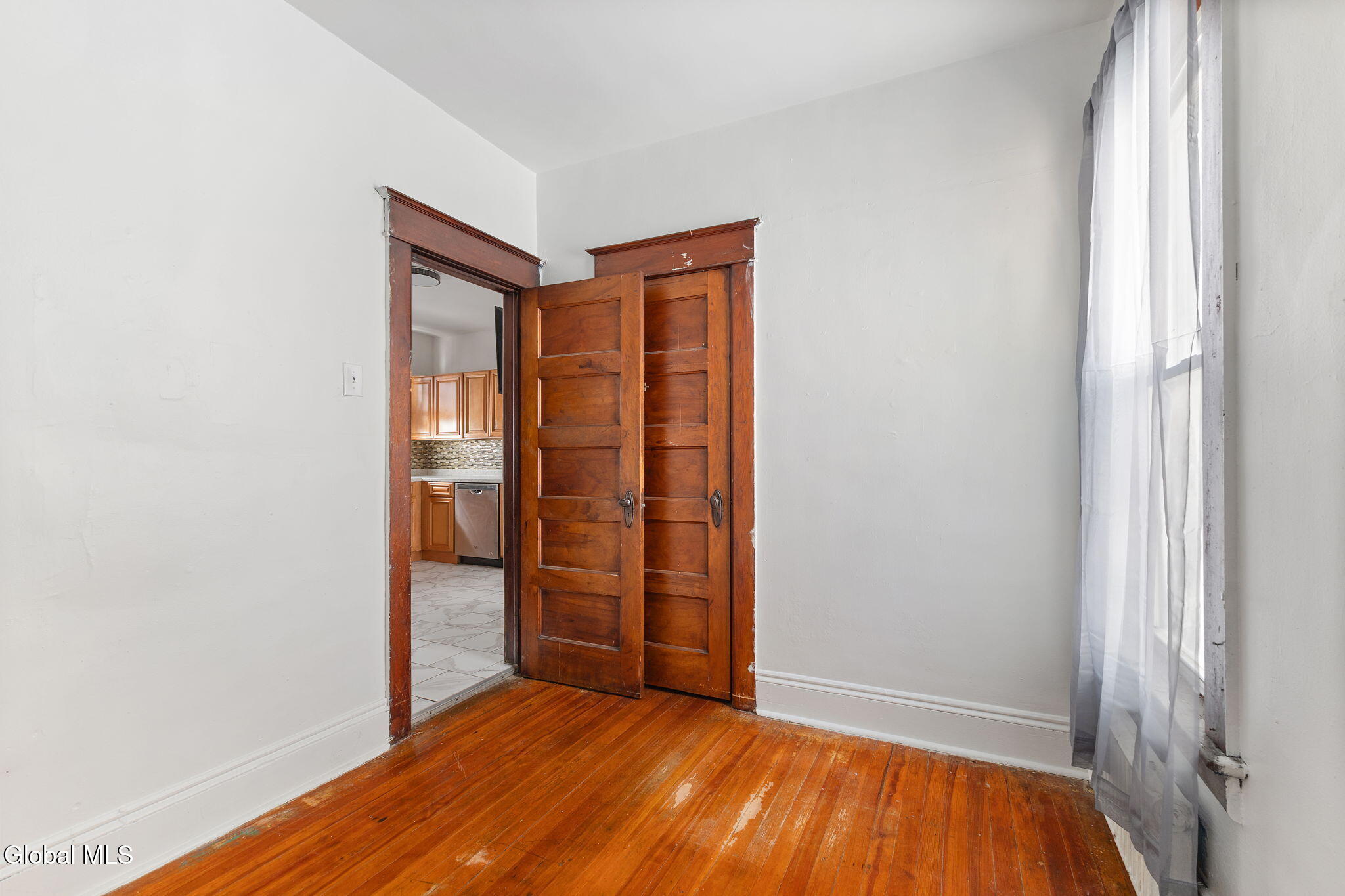 1065 Willett Street Schenectady NY 12303
