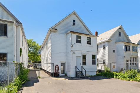 1065 Willett Street Schenectady NY 12303