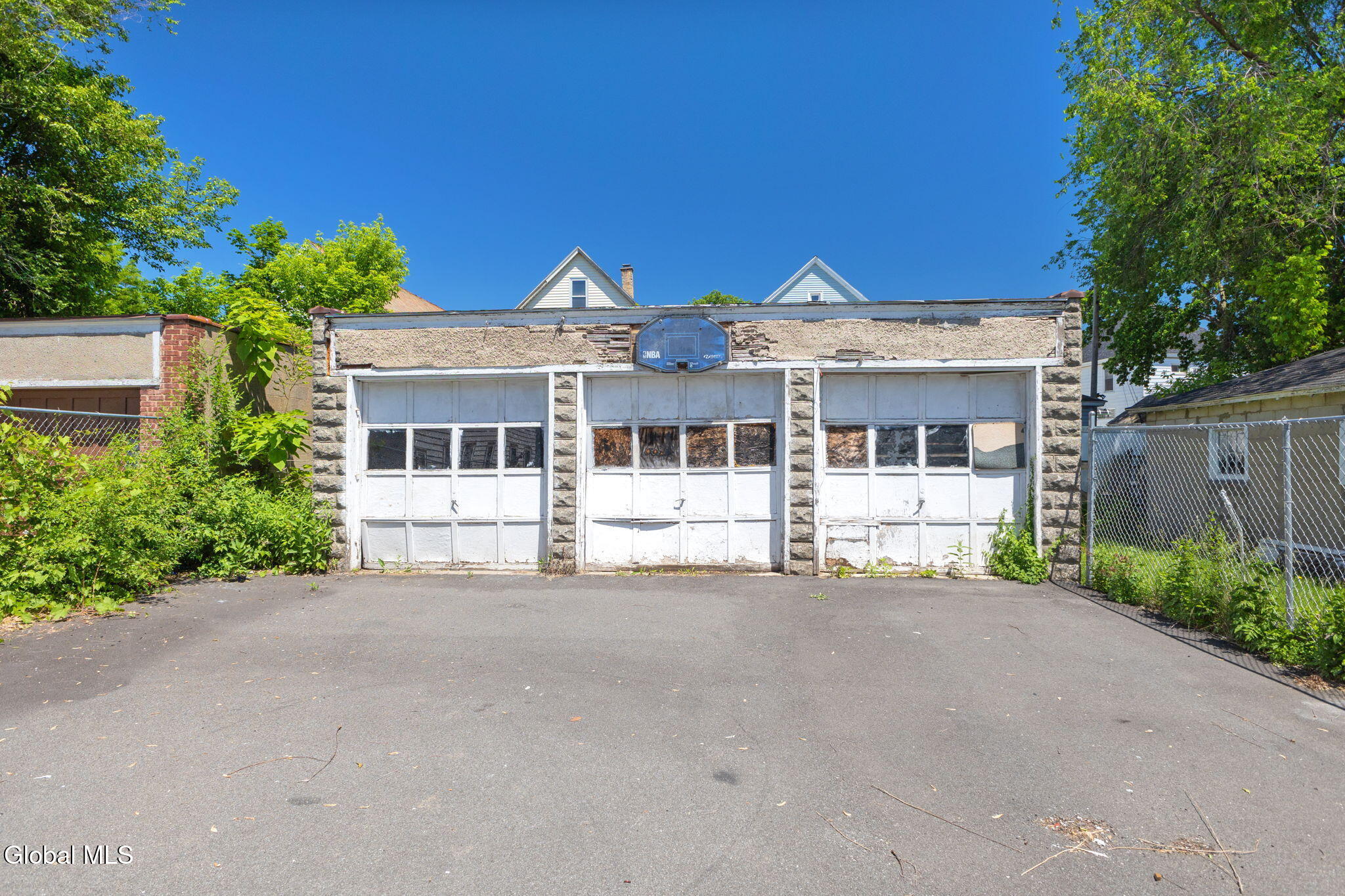 1065 Willett Street Schenectady NY 12303