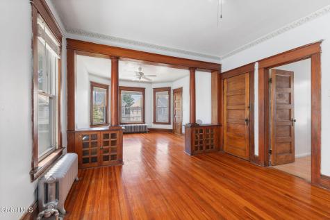 1065 Willett Street Schenectady NY 12303