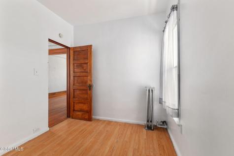 1065 Willett Street Schenectady NY 12303