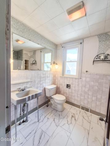 130 Spring Street Gloversville NY 12078