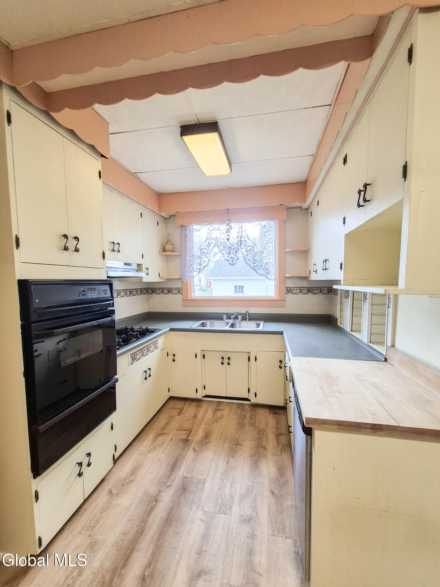 130 Spring Street Gloversville NY 12078